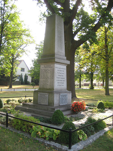 Denkmal Weltkriege Glienick/1