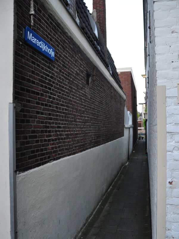 Alleyway to the Maredijkhofje (Mare Dyke Court)