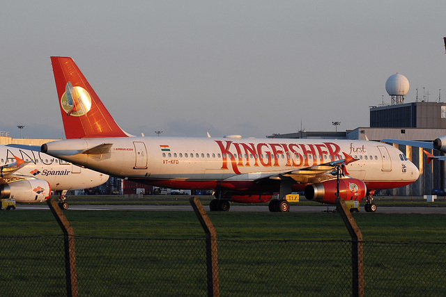 VT-KFD A320-232 Kingfisher Airlines