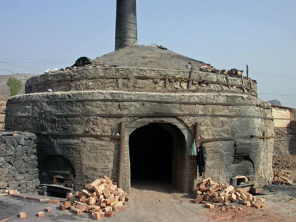 Downdraught kiln