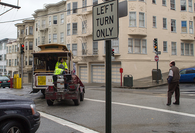 SF Nob Hill: Cable Car museum 0184