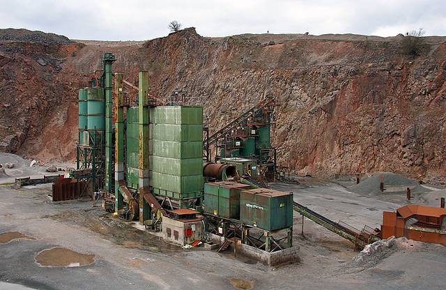 Asphalt plant