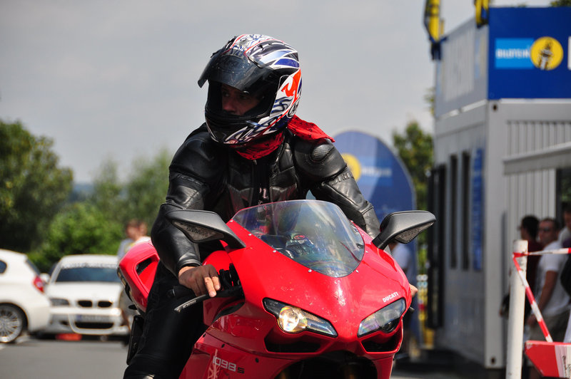 Nordschleife weekend – Biker with a matching scarf