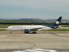 N774AM B777-2Q8ER Aeromexico