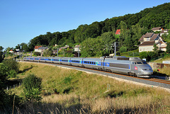 TGV sur le raccordement Ouest