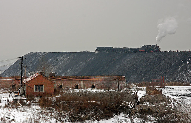 On the Xinghua spoil tip