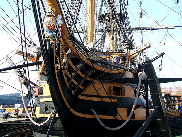 HMS Victory - Bow