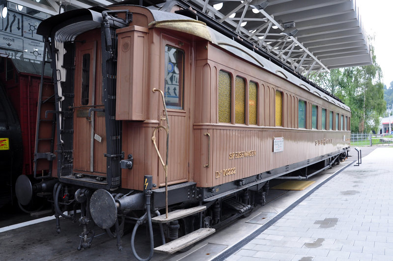 Holiday 2009 – 1914 Four-axle dining car Dr4ü nr. 10222