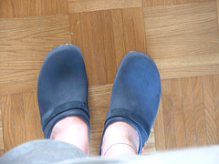 inclogs019a