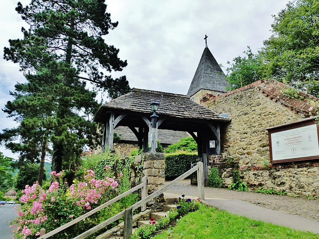 limpsfield church , surrey