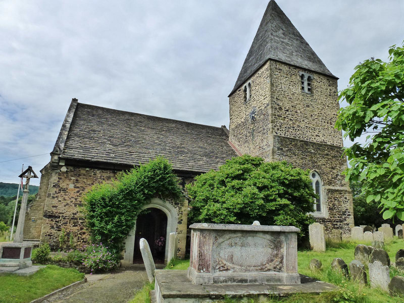 limpsfield church , surrey