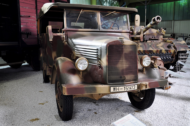 Holiday 2009 – 1941 Mercedes-Benz L 1500 A