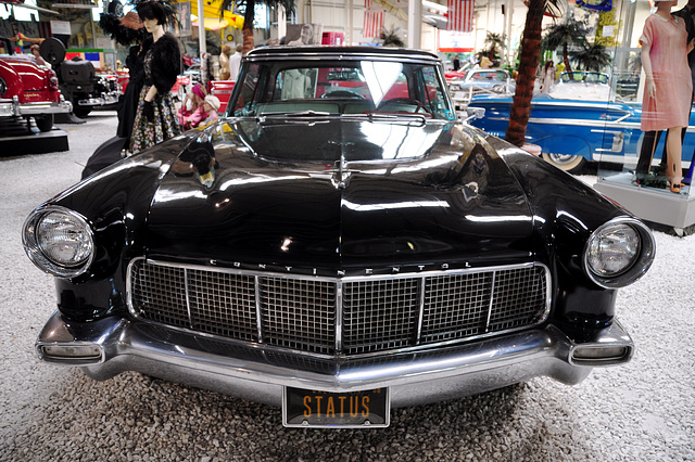 Holiday 2009 – 1956 Lincoln Continental mk II