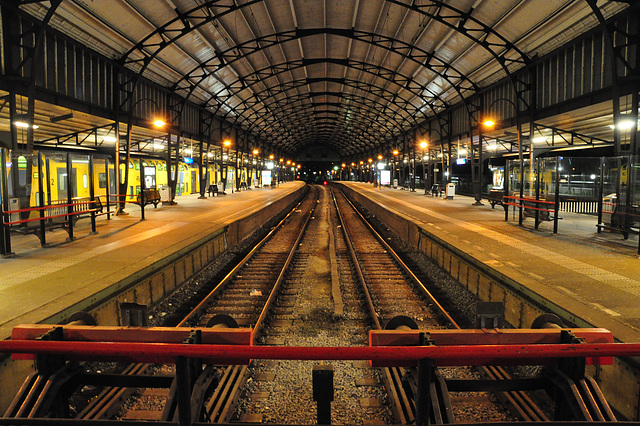 Track 4 & 5 at Haarlem Station