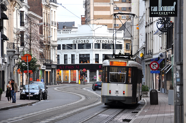 Antwerp tram 7033