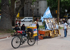Vendors in Plaza de Mayo