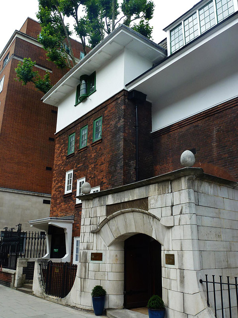 mary ward house, tavistock place, holborn, london