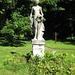 Skulptur (Schönheit) im Schlosspark Blankensee