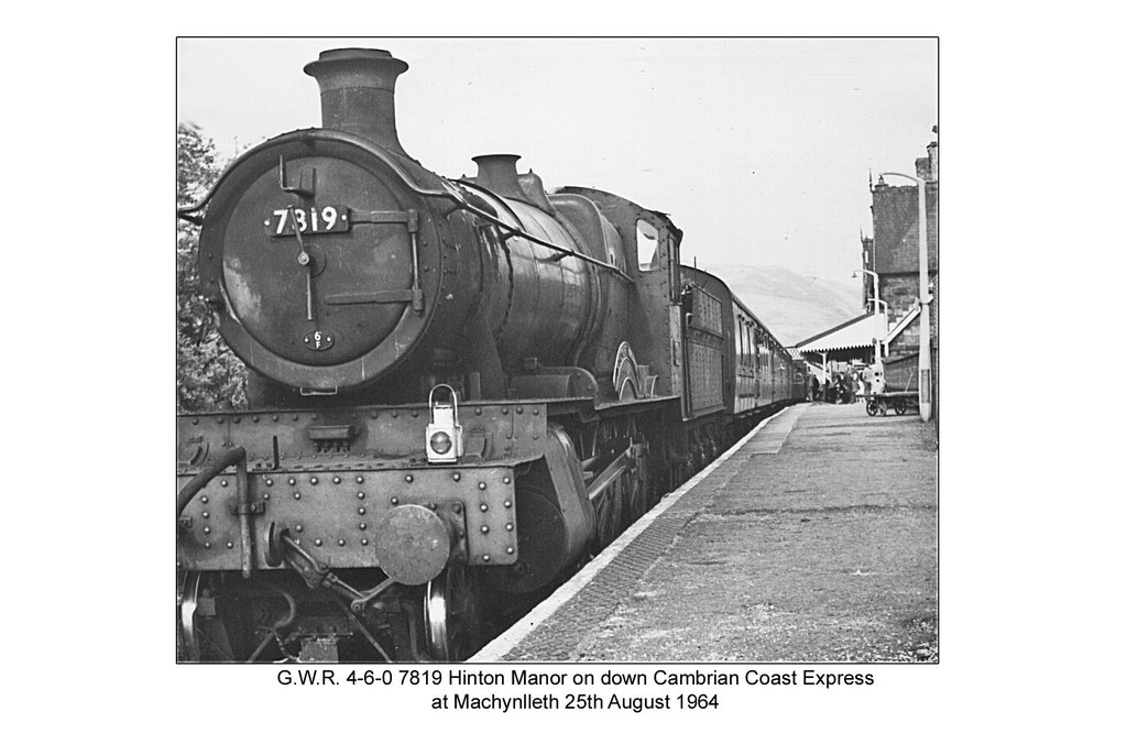 GWR 4-6-0 7819 Hinton Manor at Machynlleth - 25.8.1964