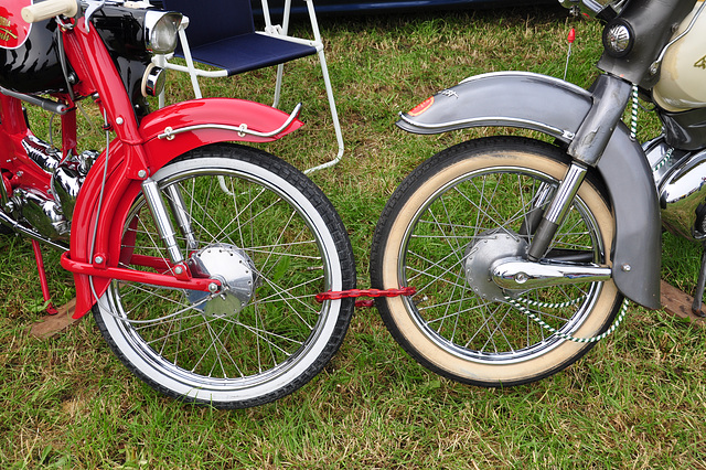 Oldtimershow Hoornsterzwaag – Mopeds