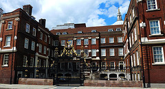 college of arms, queen victoria street, london