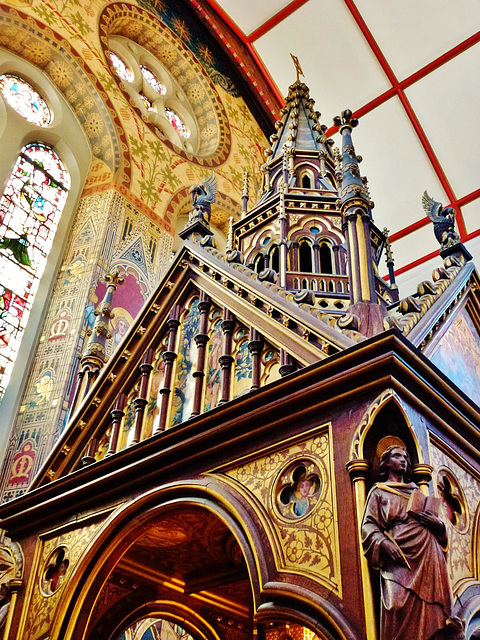 st nicholas church, guildford, surrey