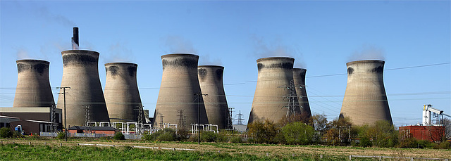 Ferrybridge cooling towers