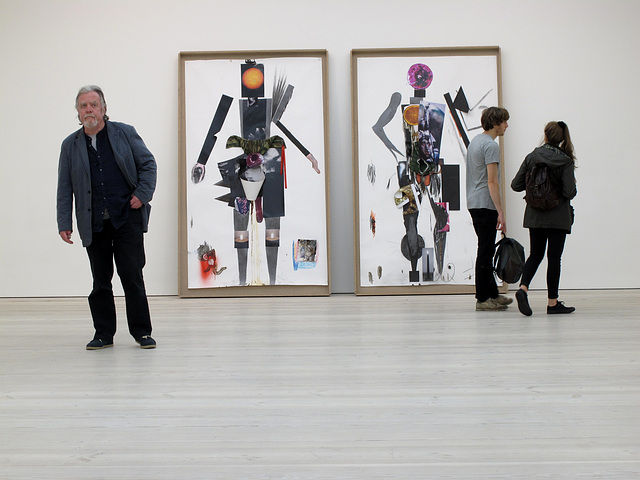 Saatchi Gallery 14