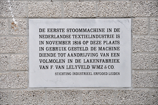 Memorial stone – The first steam engine in the Dutch textile industry was used here in November 1816