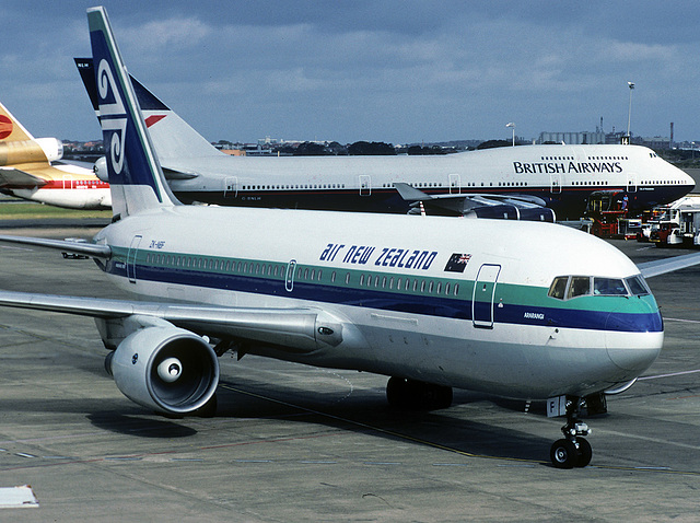 ZK-NBF Boeing 767-209ER Air New Zealand