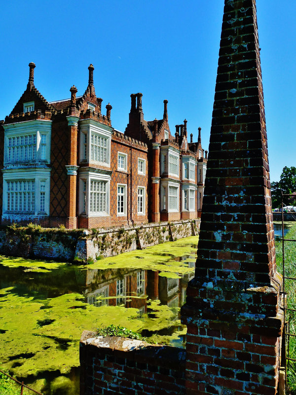 helmingham hall