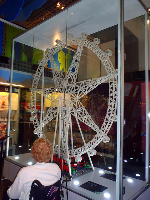 mini Melbourne Star