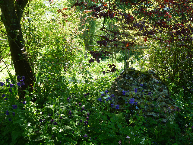 eye abbey ,  gardens in may