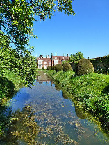 helmingham hall