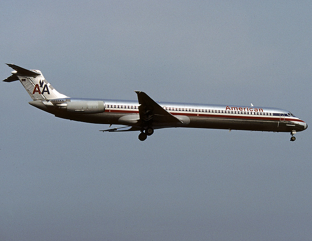 N232AA MD-82 American Airlines