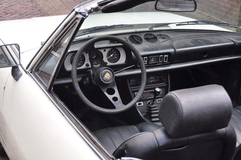 Interior of a 1975 Peugeot 504 cabriolet