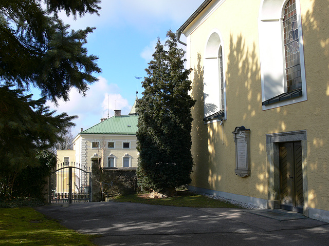 St. Leonhard und Schlossblick