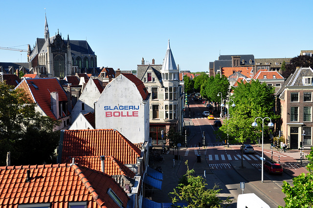 View of the St. Jorissteeg (St. George's Alley) and the Hooigracht (Hay Canal)