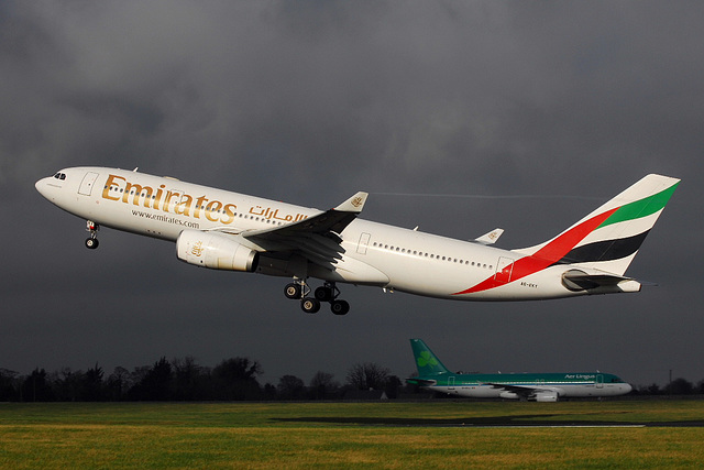 A6-EKY A330-243 Emirates