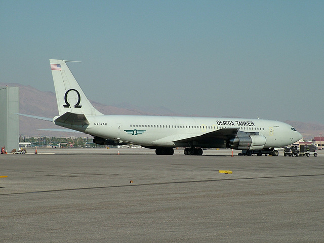 N707AR B707-321B Omega Air