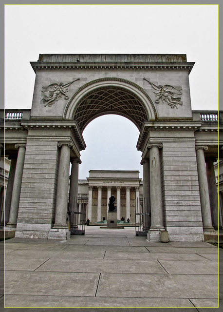 Entrance to Legion of Honor