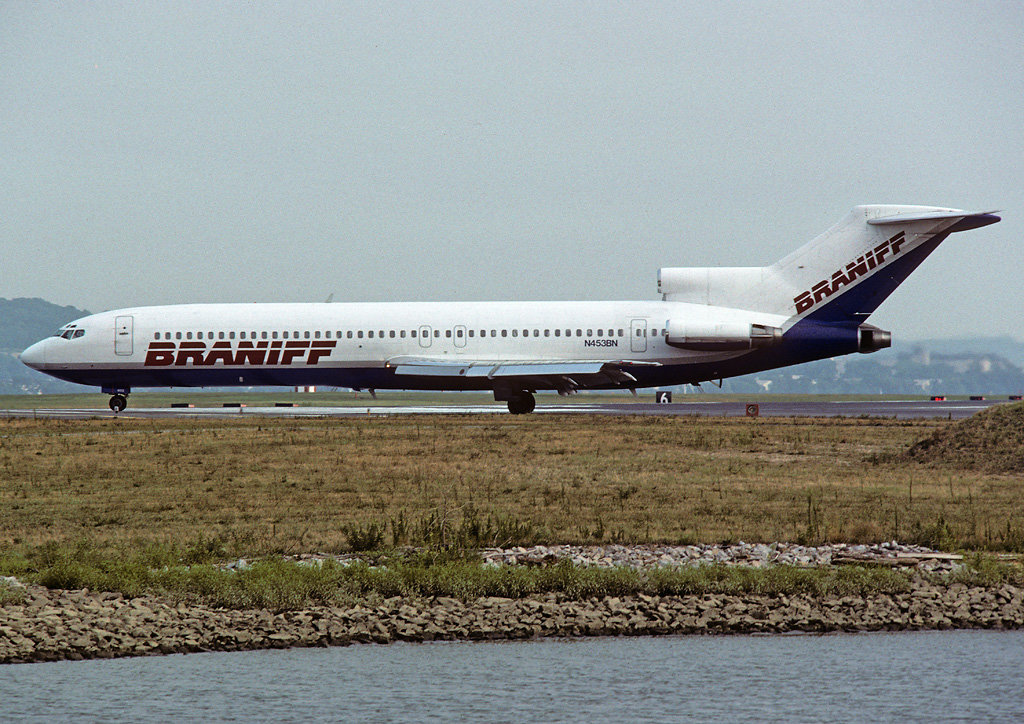 N453BN B727-227 Braniff