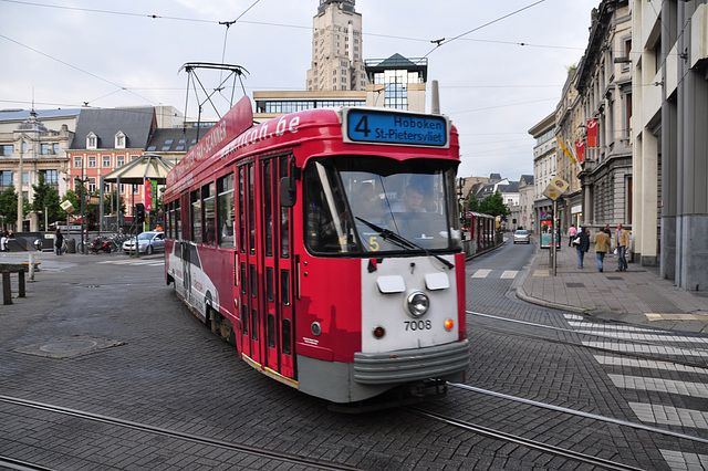 Antwerp tram 7008