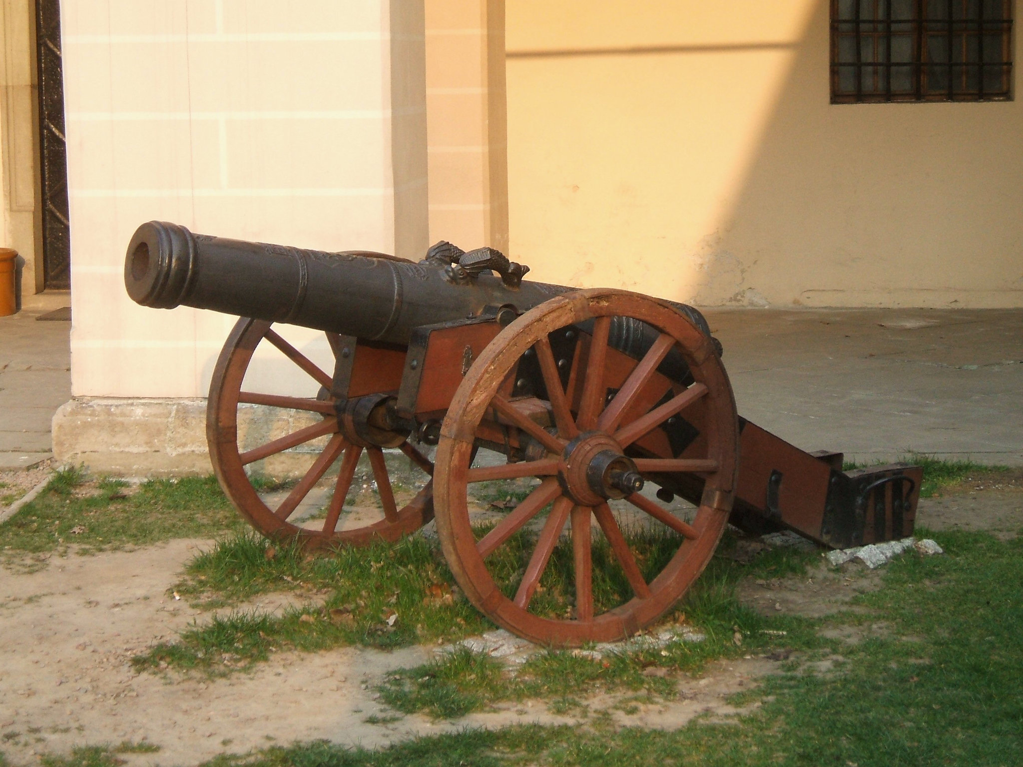 Cannon