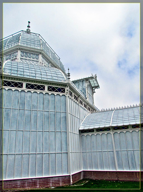 Conservatory of Flowers: Side Shot