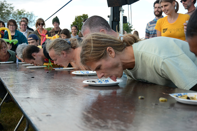 Pawpaw-eating contest