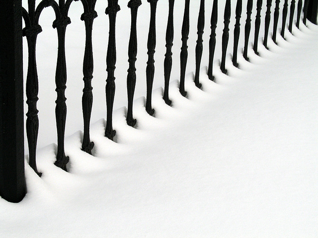 Black/White/Iron/Snow