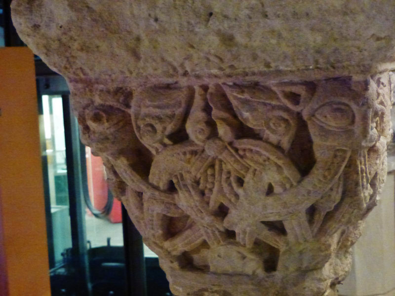 reading abbey cloister sculpture