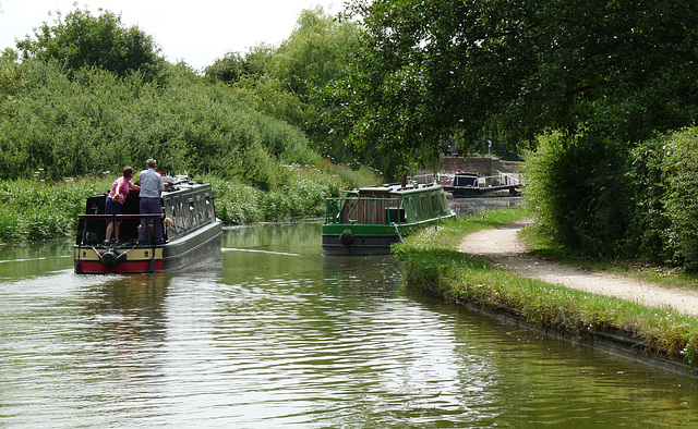 Grand Union Canal Between Tring and Cow Roast