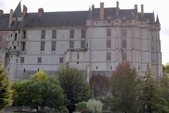 Façade du Château de Châteaudun au bord du Loir